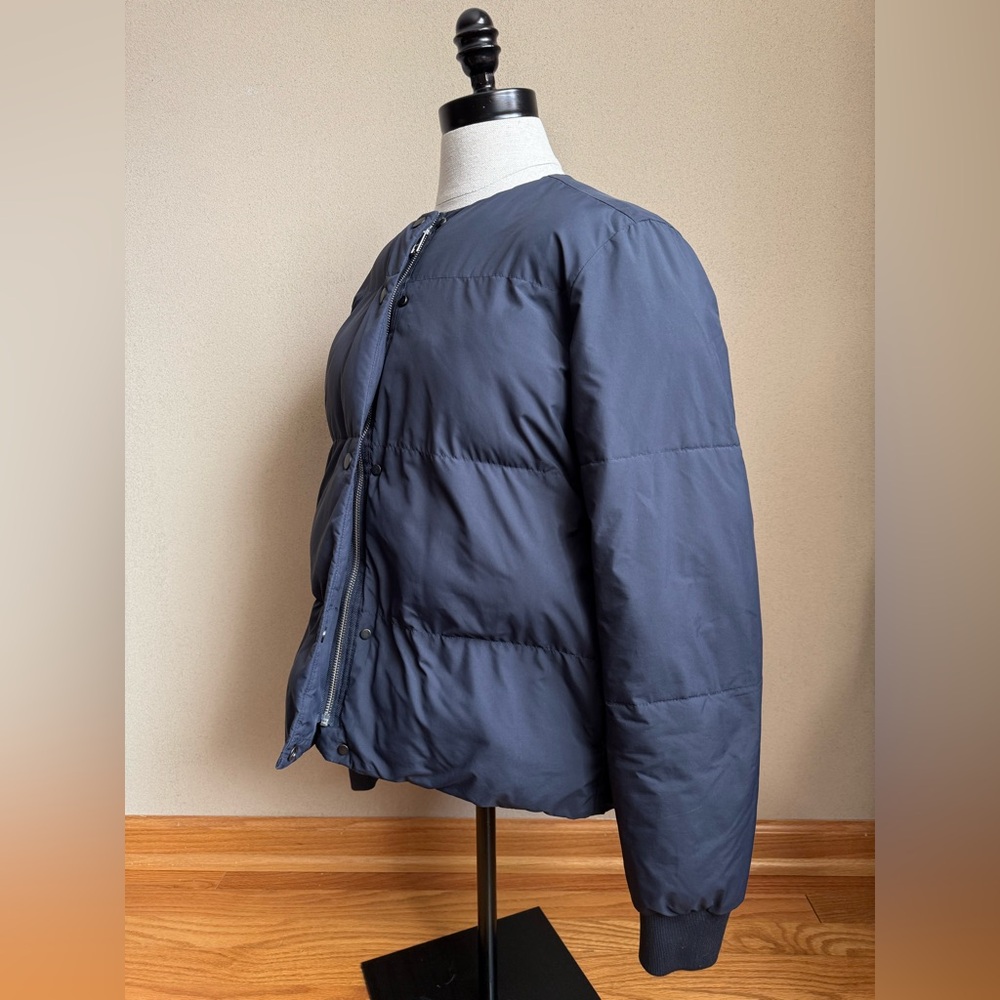 Everlane Puffer Jacket - Picture 7 of 15